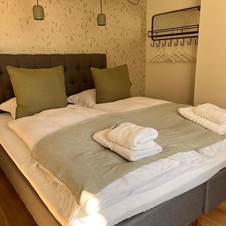 Jonas Hus - Munkgaard Bed & Breakfast Store Heddinge Ngoại thất bức ảnh