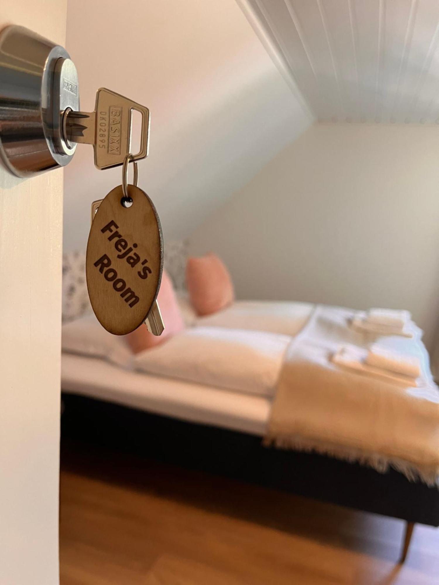 Jonas Hus - Munkgaard Bed & Breakfast Store Heddinge Ngoại thất bức ảnh